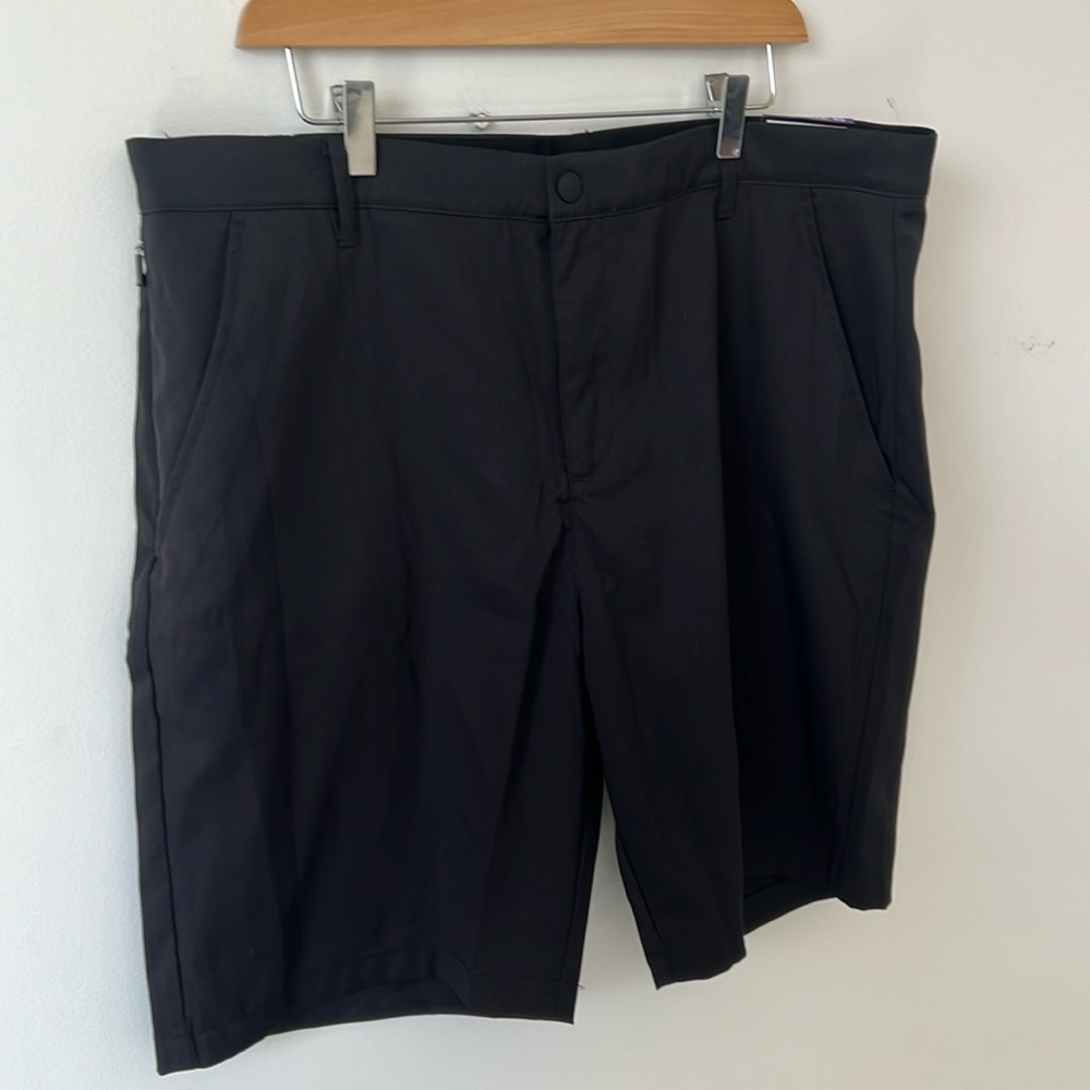 KIRKLAND Men’s Shorts • NWT • Black size 40
